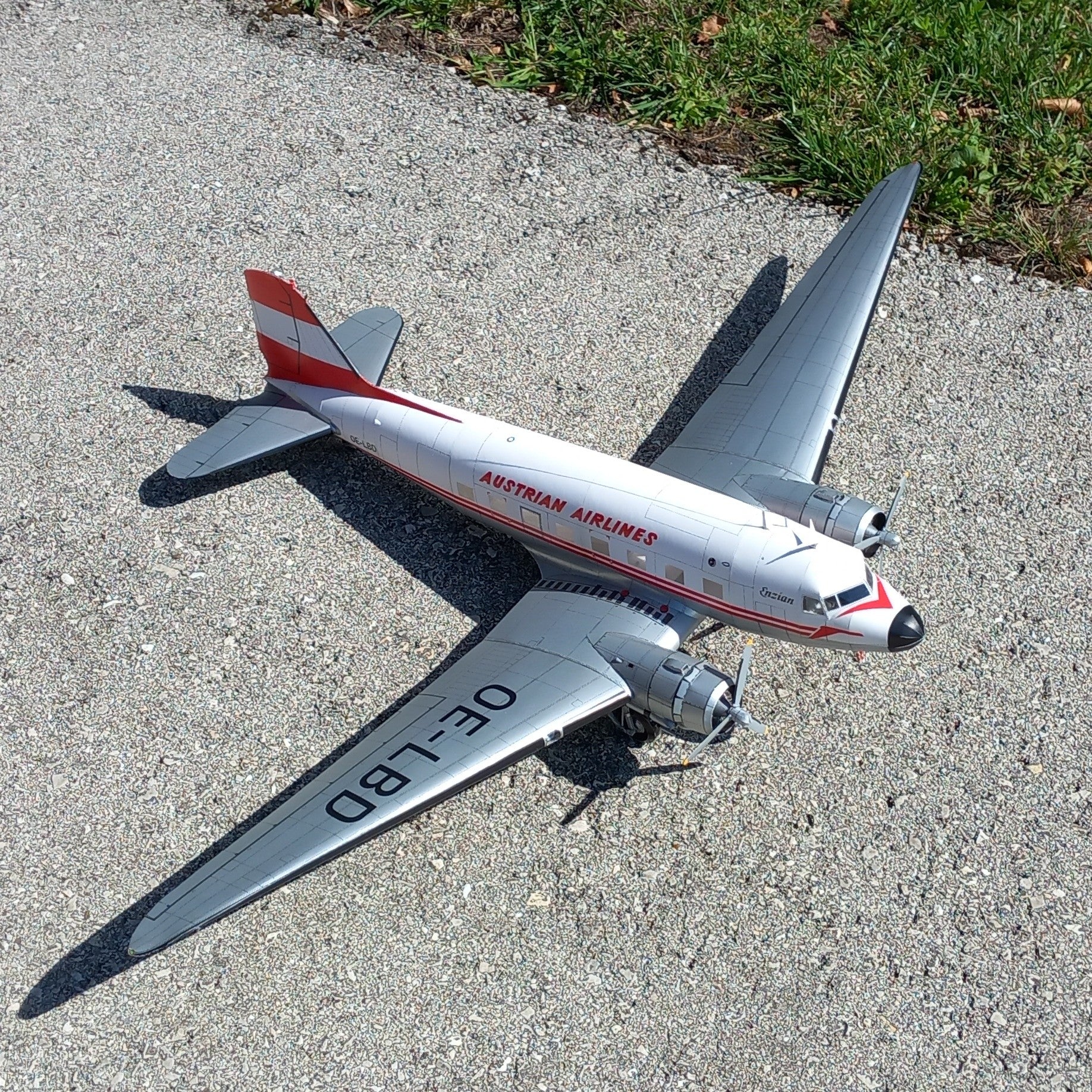 Douglas DC-3